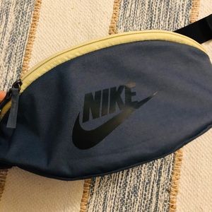 Nike Fanny pack
